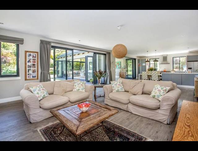 4 BEDROOM PROPERTY TO RENT IN TARRAGONA